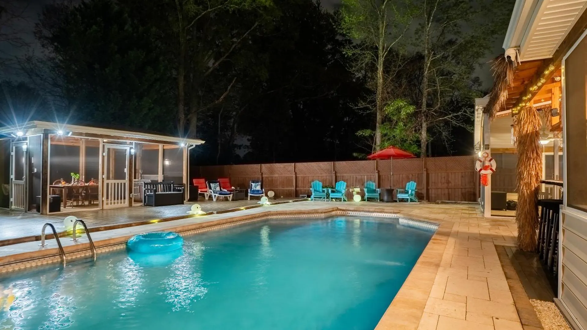 Tiki Hut, Bar, Kitchenette, Grill, Firepit At Pool Lägenhet Charlotte USA