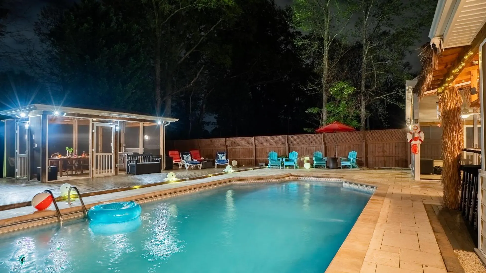 Tiki Hut, Bar, Kitchenette, Grill, Firepit At Pool Lägenhet Charlotte